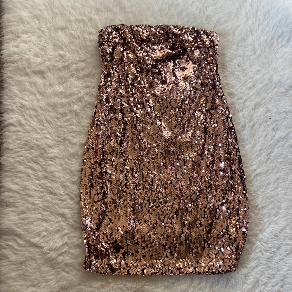 Sequin strapless dress